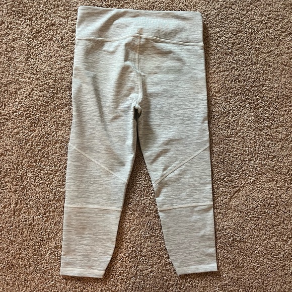 NWOT GapFit leggings- M petite - Picture 4 of 4